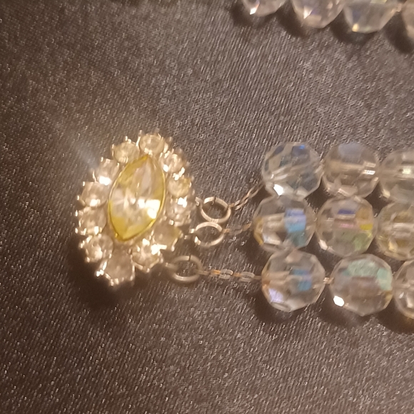 COMPLETE SET OF VINTAGE AROURA BOREALIS JEWELRY - Picture 5 of 7